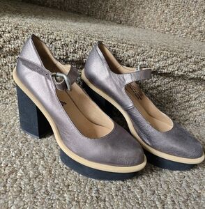 Free People Maggie Mary Jane Platforms Bronze/ Gunmetal Size 41